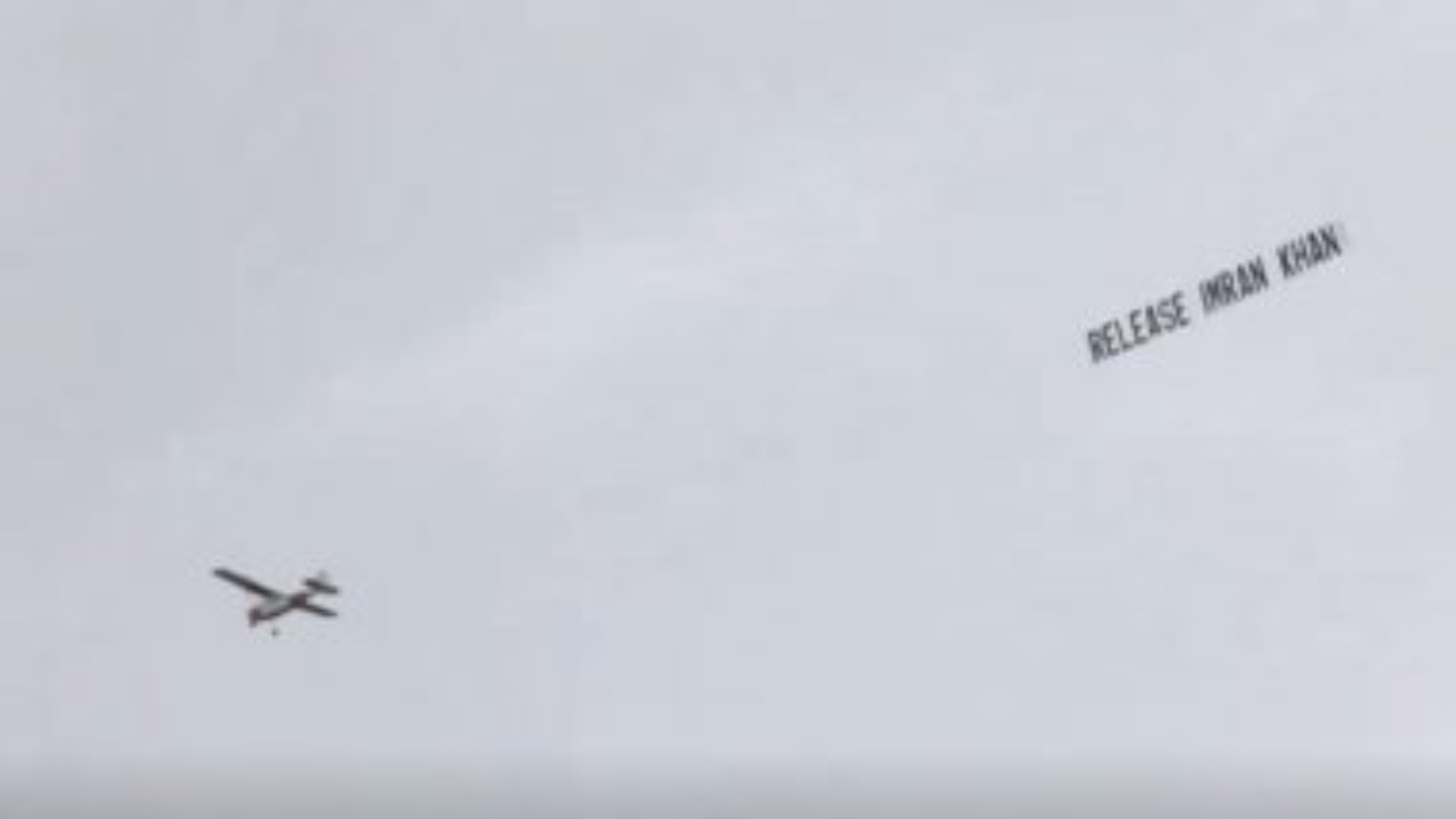 Watch: Aircraft Carrying ‘Release Imran Khan’ Message Spotted During India-Pakistan T20 World Cup Clash