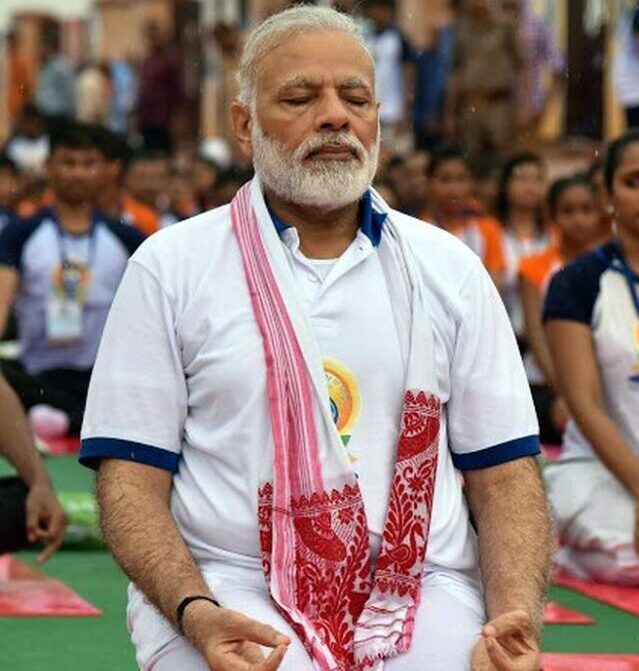 International Yoga Day: Watch PM Modi Performing Ustrasana