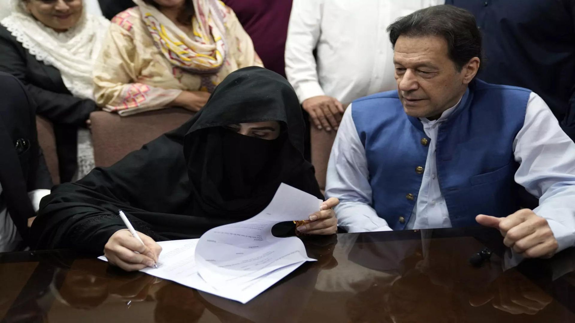 Comic Sans Font In Pakistan Court’s Imran Khan & Bushra Bibi Case Draws Amusement