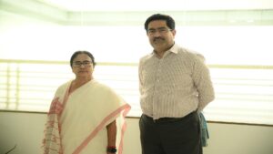 Kumar Mangalam Birla Meets Mamata to Explore Business Opportunities in West Bengal