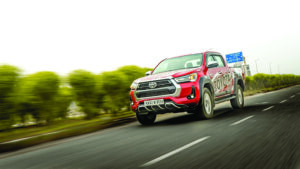 TOYOTA HILUX AT REVIEW