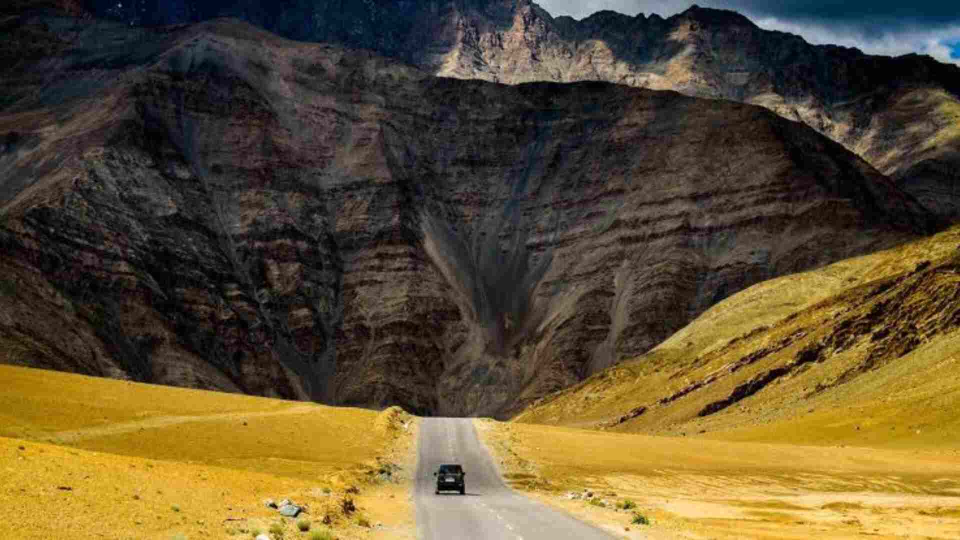 Family's Ladakh Vacation Turns Into A Nightmare: Man Shares Difficult Experience