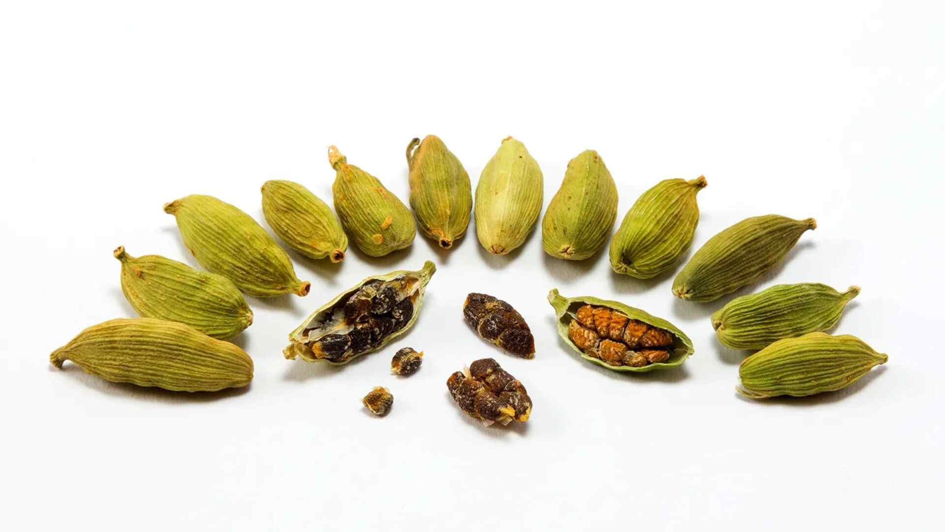 From Blood Pressure To Cancer Prevention: The Many Health Benefits Of Cardamom