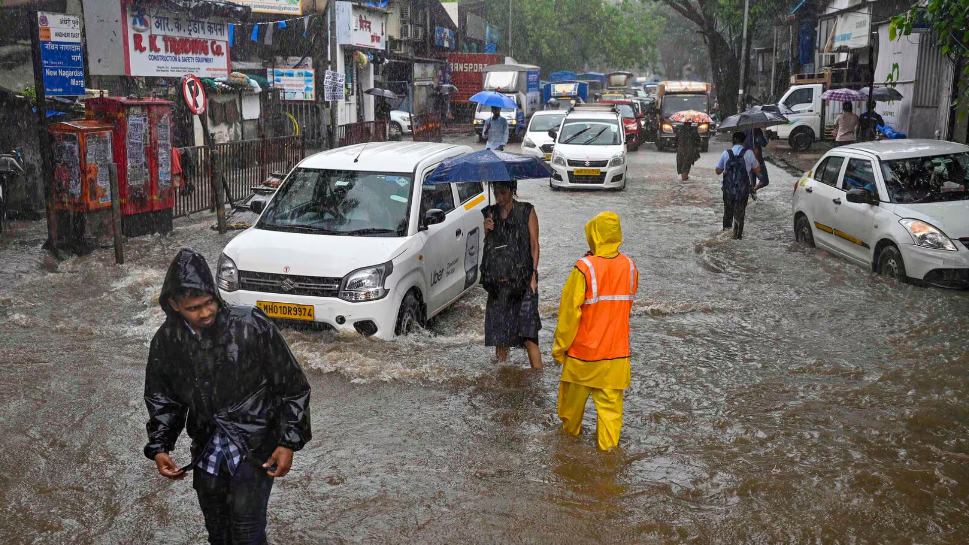 Watch: Heavy Rain In Mumbai Causes Traffic Gridlock; Weekly Forecast