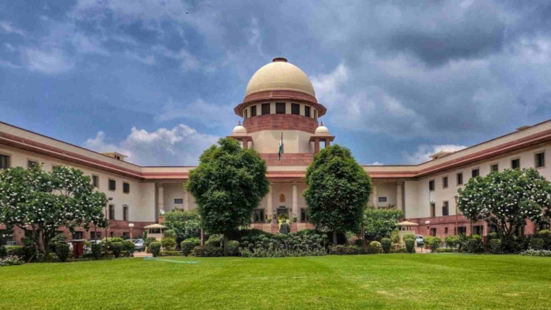 Supreme Court Demands Delhi Government To Take Blame Over Felling of Trees At Southern Ridge’s Forest