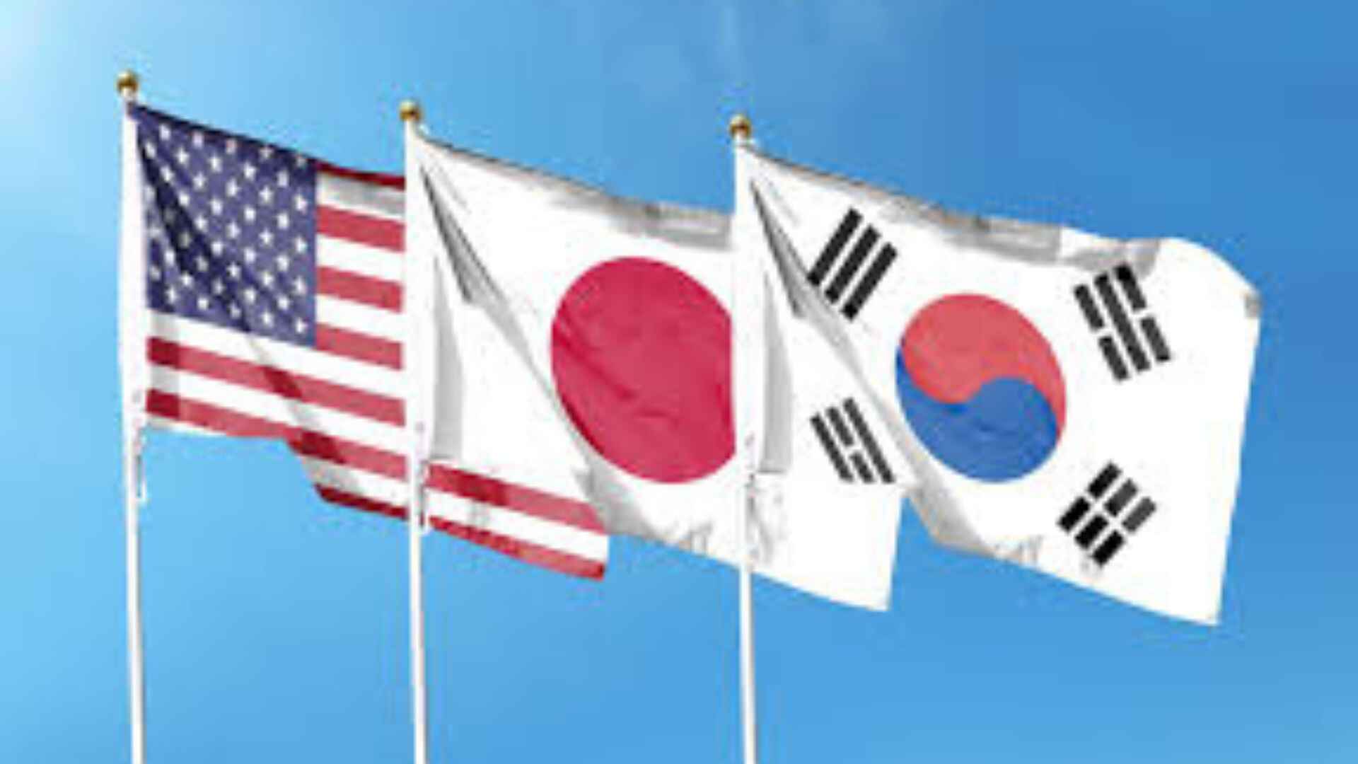 US, Japan, South Korea Vow to Bolster Trilateral Ties To Tackle China, North Korea Threats
