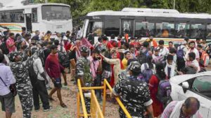 1,477 Pilgrims Depart Jammu for Amarnath Yatra Amid Chants of “Bum Bum Bholey”