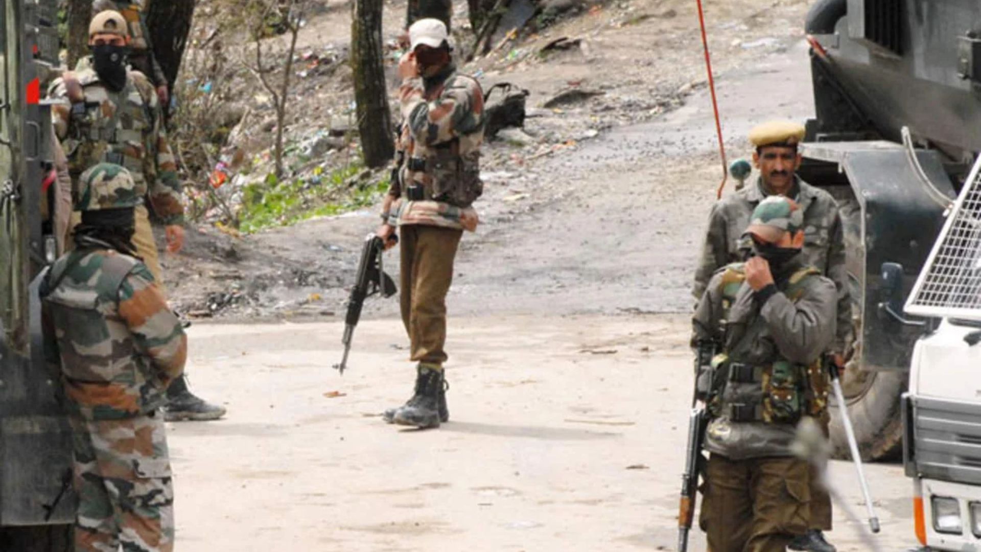 Security forces open fire on suspicious persons in Rajouri