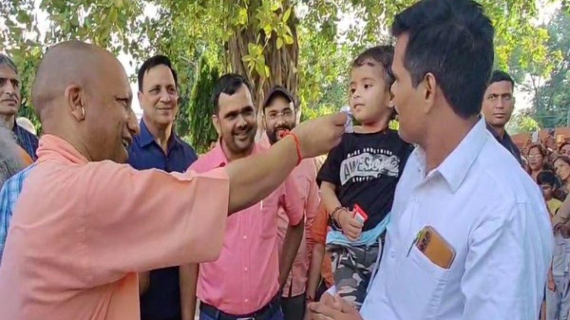 Yogi Adityanath Spreads Joy With Chocolates To Children During Balrampur Flood Visit: Watch