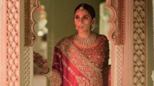 Shloka Mehta Wore A 450-Carat Diamond Necklace At The Ambani Wedding | Details