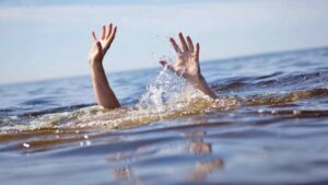 Marine Drive: 23-Year-Old Woman Drowns, Police Suspect Suicide