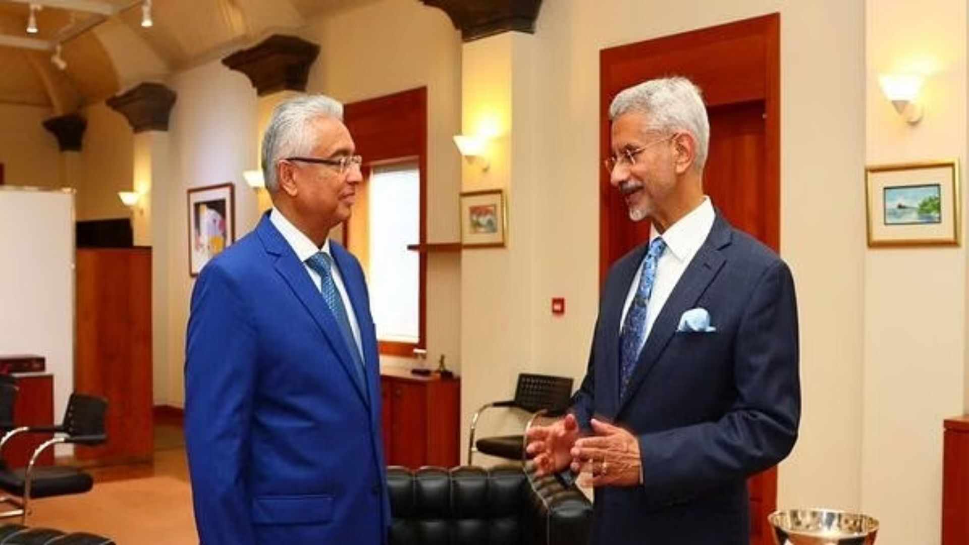 India Support Mauritius In Chagos Archipelago Dispute With UK
