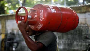 ATF Prices Up by 2%, LPG Prices Surge by 6.5 Rs Per Cylinder