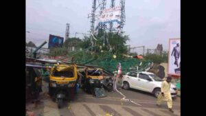 Iron Hoarding Collapsed In Pune, Killed 5 Including 4 Women on 18 Apr 2023.