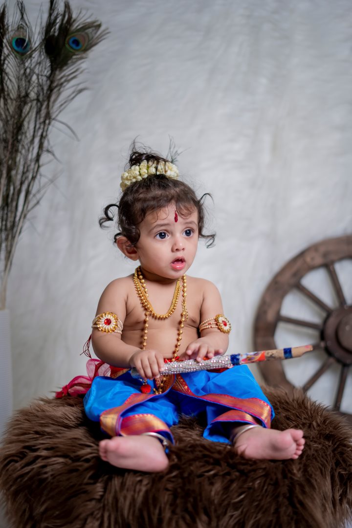 Little krishna dress best sale