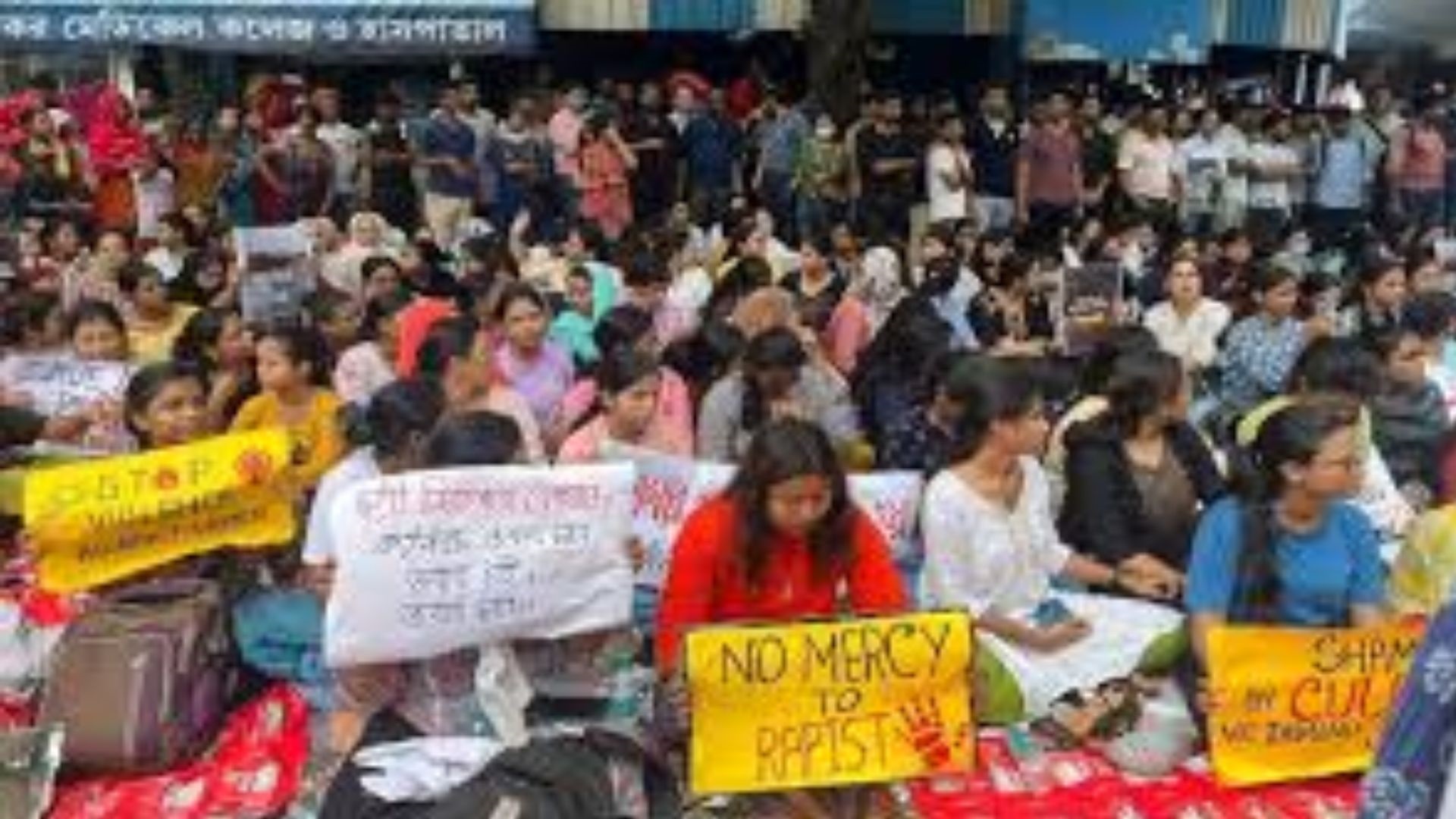 Kolkata Rape and Murder Case: Junior Doctors and Staff Called for Questioning