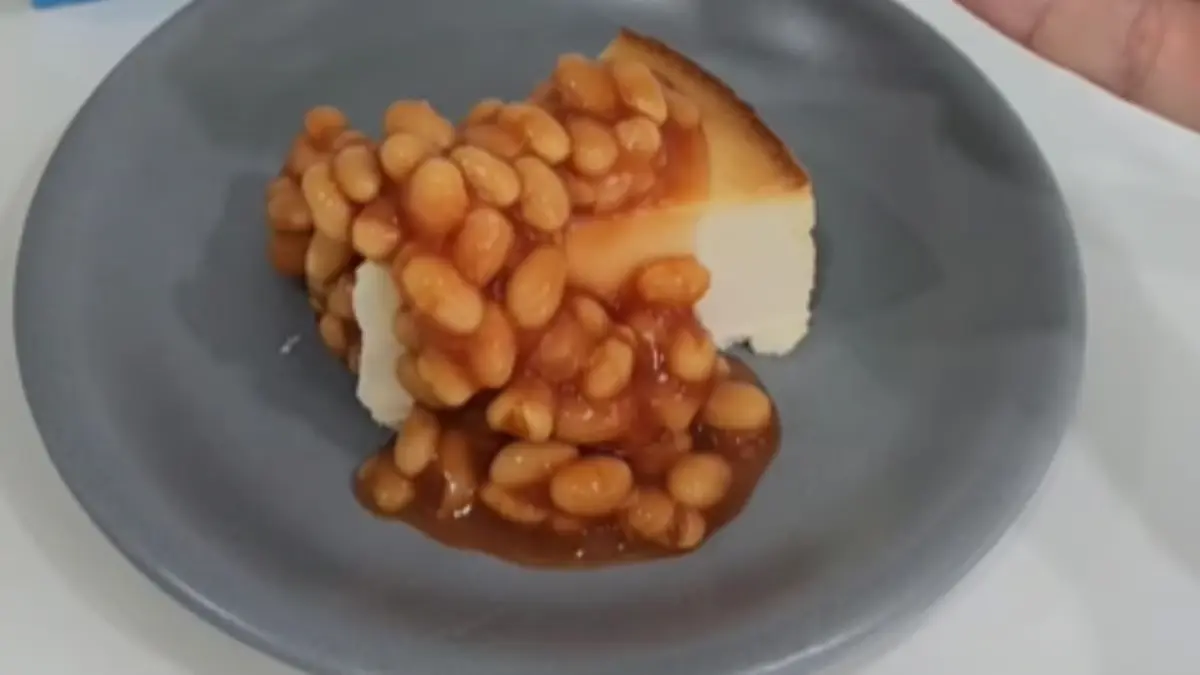 Cheesecake Meets Baked Beans: Singapore Content Creator’s Unusual Food Trend Sparks Reactions