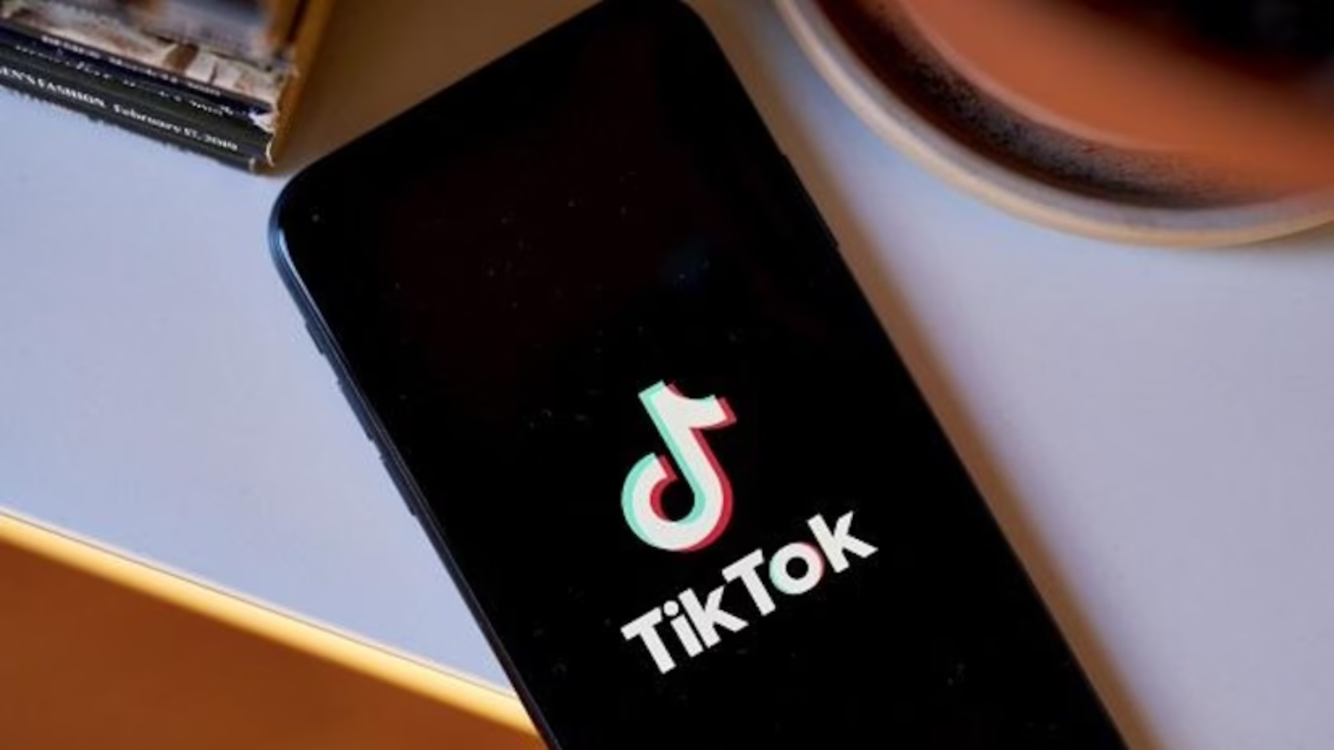 US Lawmakers Warn Of TikTok's Risks Due To Chinese Ownership