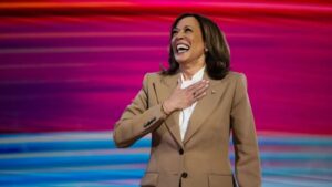 Kamala Harris Highlights Mother’s Influence and Legacy in Emotional Convention Address