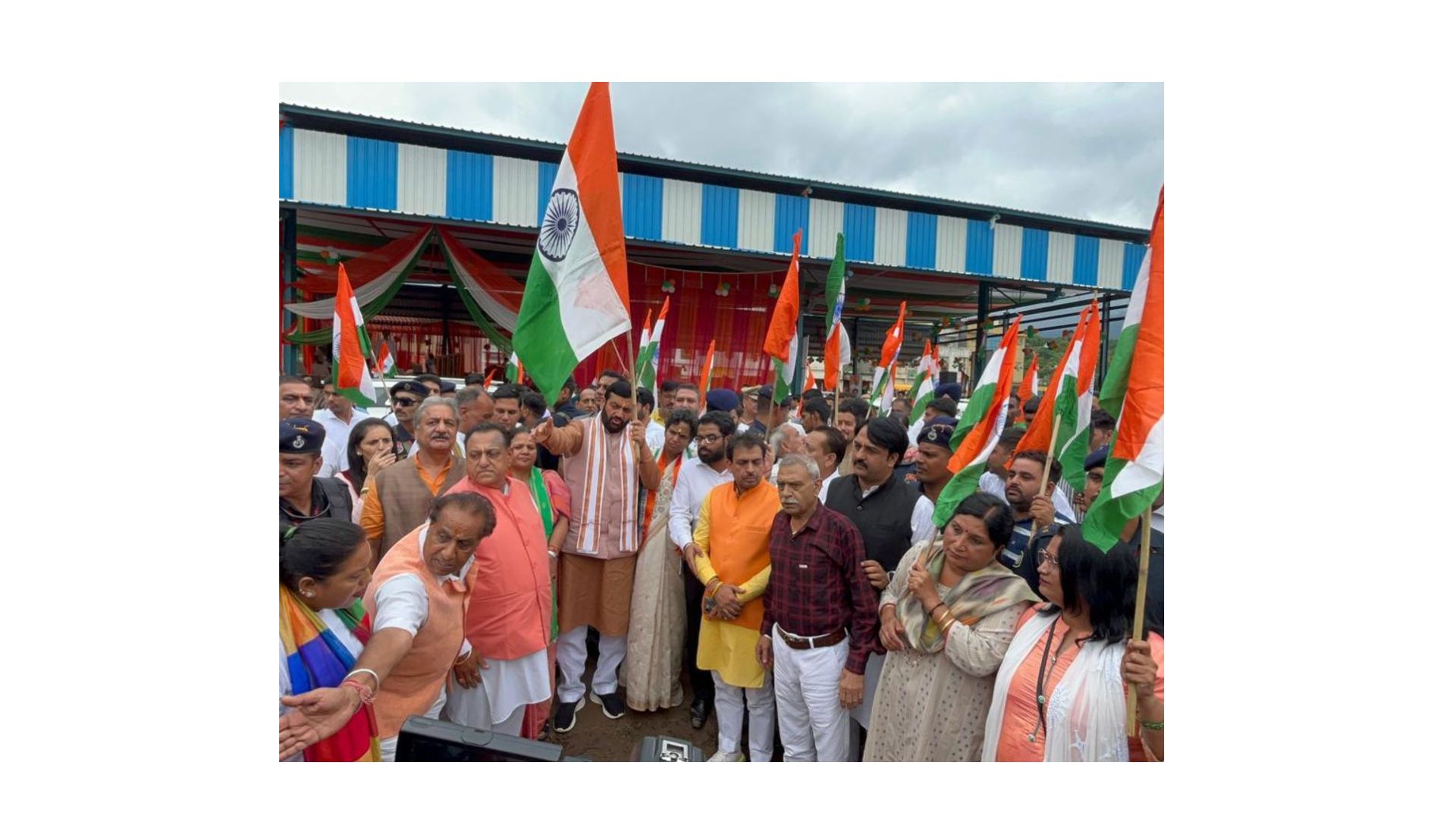 CM Saini launches ‘Tiranga Yatra’ from Kalka