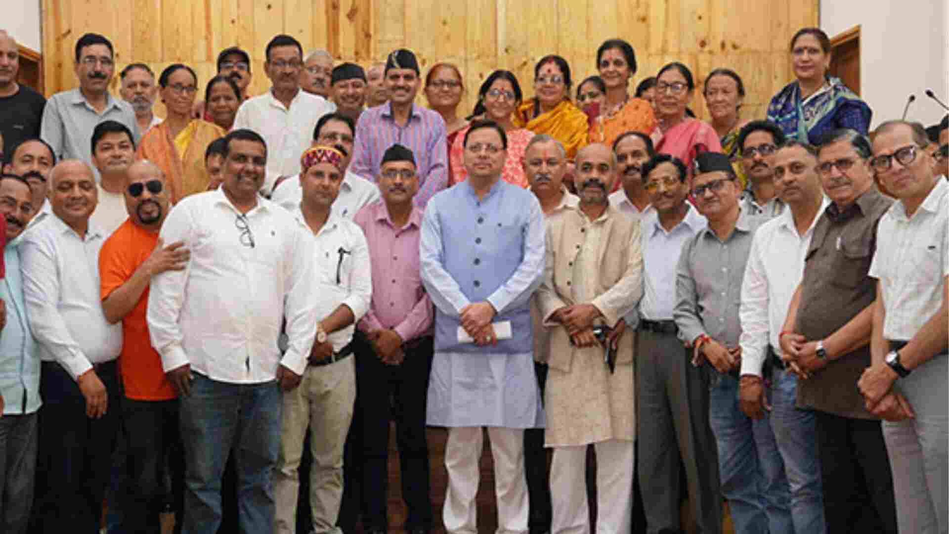 Uttarakhand Rajya Andolankari Manch Office Bearers Meet Chief Minister Pushkar Singh Dhami