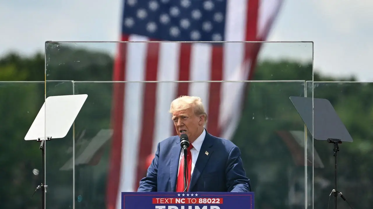 Trump Holds First Outdoor Rally with Bulletproof Glass