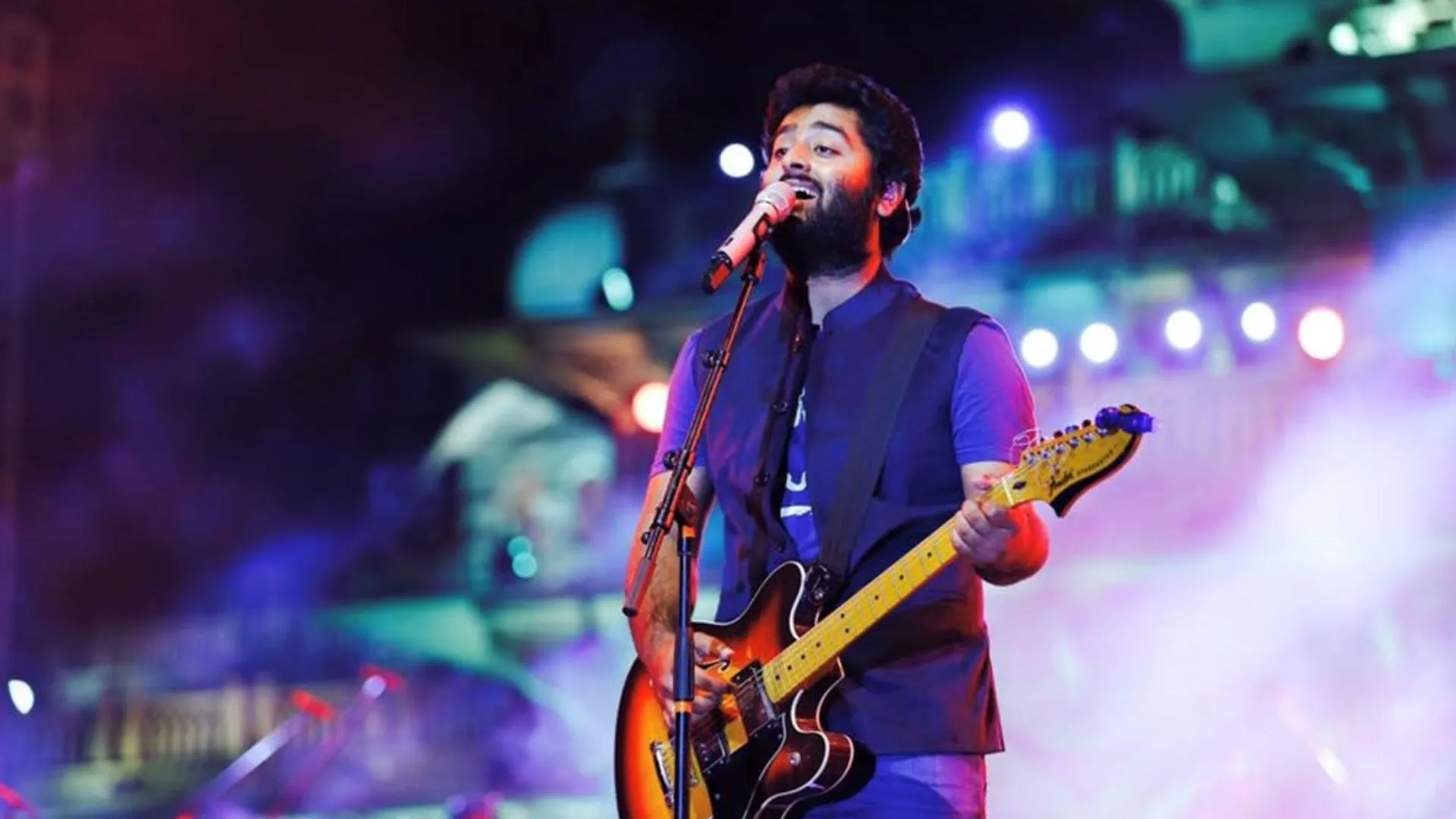 Arijit Singh Takes Best Male Playback Singer Award at 70th National Film Awards