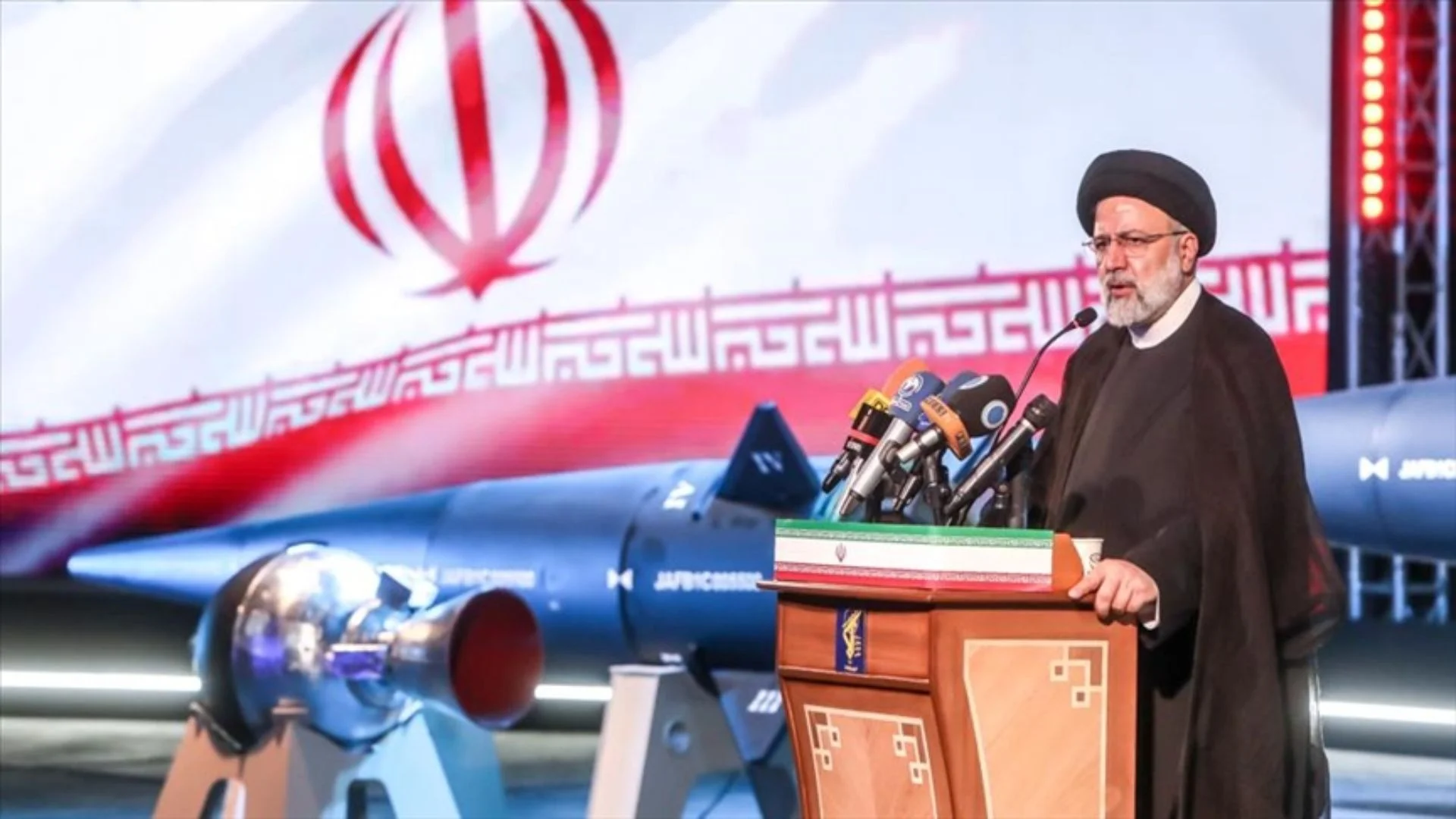 Iran Delays Retaliation Against Israel, Amid Ongoing Ceasefire Negotiations