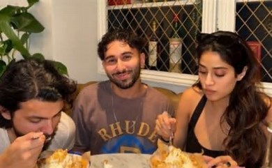 Janhvi Kapoor And Shikhar Pahariya’s Dinner Photo With Orry Goes Viral