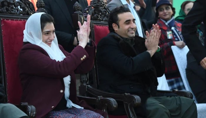 PPP Chairman Bilawal Bhutto Zardari (right) and his sister Aseefa Bhutto Zardari (left) attend the party's election campaign rally on January 21, 2024. (Facebook/ PPP)