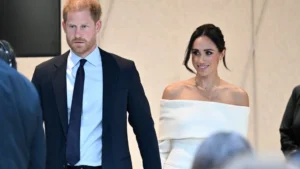 Prince Harry To Go Back UK For A Ceremony, Claims ‘Dangerous’ For Meghan