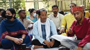 Delhi police detains protesters supporting Sonam Wangchuk’s hunger strike