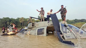 IAF Chopper’s Critical Landing Amid Bihar’s Devastating Floods