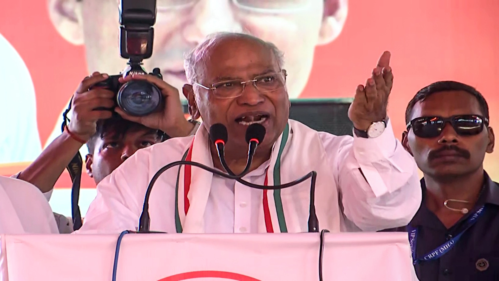 Mallikarjun Kharge addresses a public rally