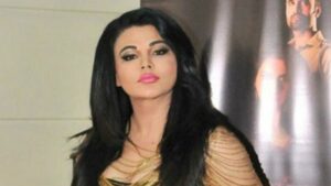 Rakhi Sawant Breaks Down Over Desire To Return India, Appeals To PM Modi