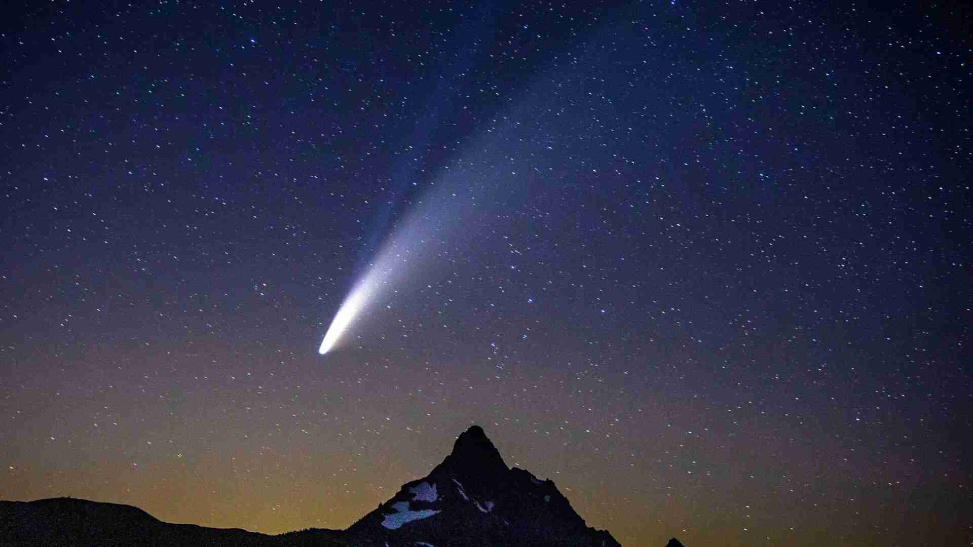 Watch Here's What the Comet Returning to Our Solar System After 80,000