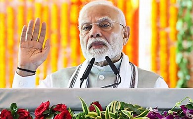 PM Modi Slams Congress, SP For Nepotism, Urges Youth To Oppose Dynasts