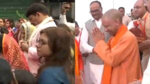 CM Yogi Adityanath, BJP MP Manoj Tiwari Celebrates Chhath Puja | WATCH