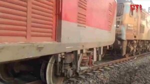 Three Coaches of Secunderabad-Shalimar Superfast Express Derail Near Howrah, West Bengal