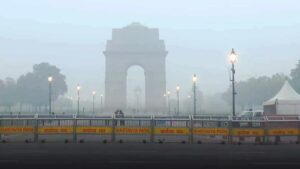 Delhi Pollution: AQI Remains ‘Very Poor’; Smog Blankets Capital, Reducing Visibility