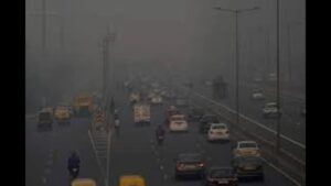 Delhi Government Implements Work-from-Home for 50% Employees Amid Severe Pollution