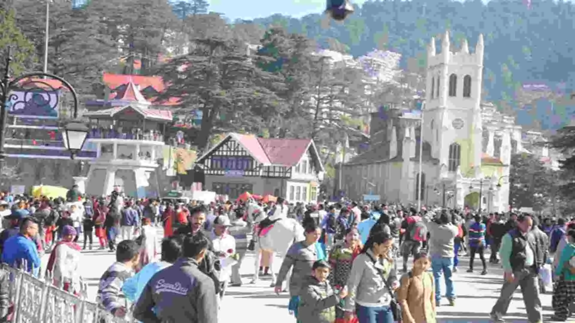 Unexpected Cancellation of Midnight Prayers Leaves Shimla Tourists Disappointed This Christmas Eve