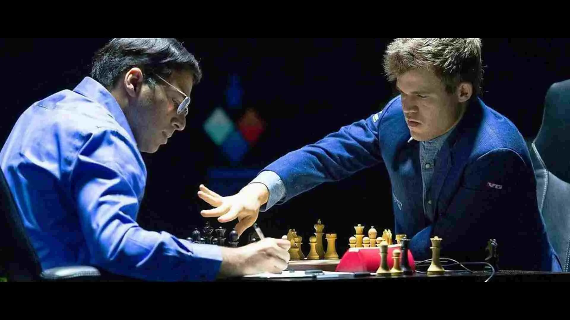 Magnus Carlsen Criticizes Viswanathan Anand Over Jeans Controversy at FIDE Championships