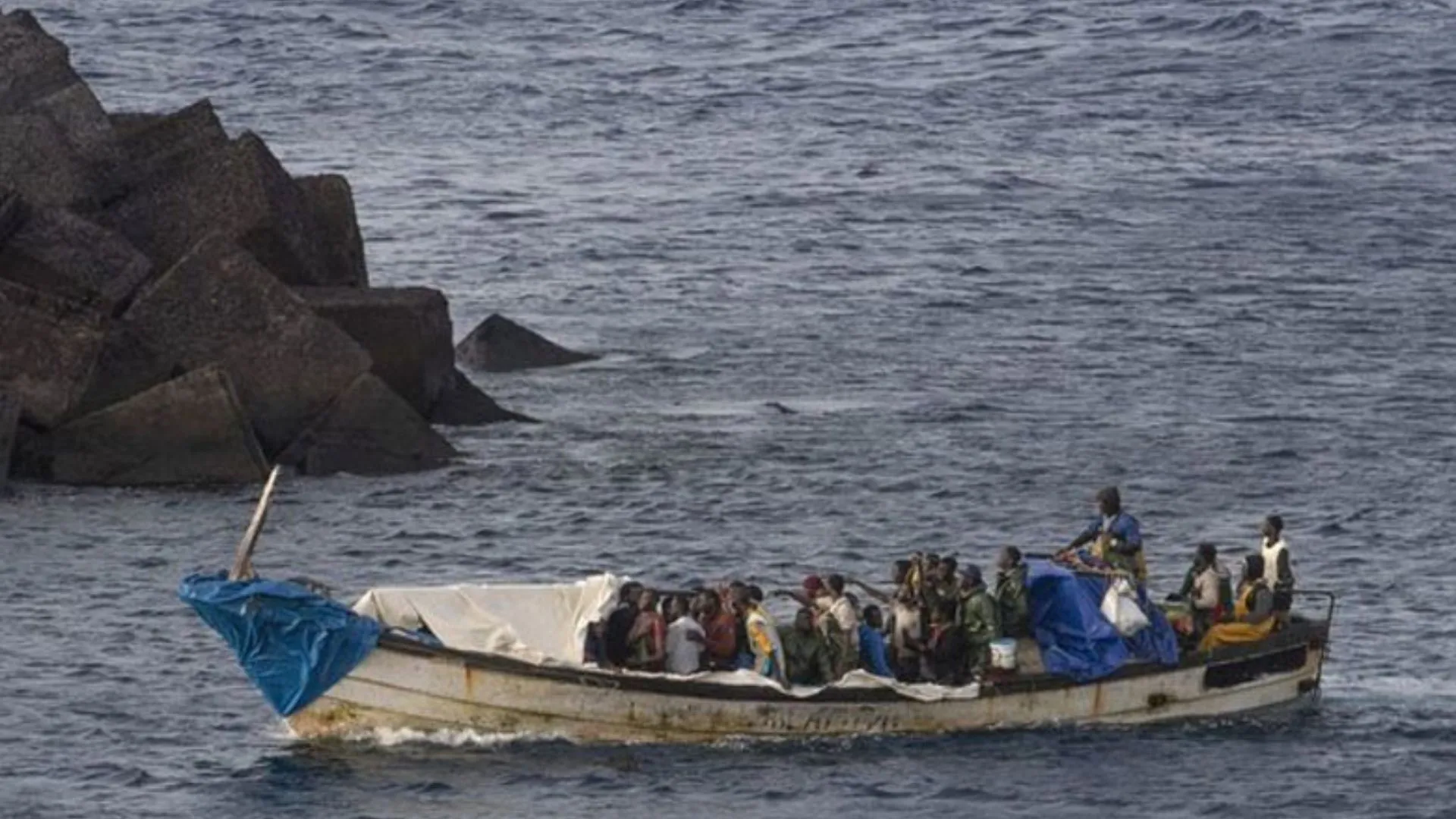 Over 40 Pakistanis Feared Dead After Migrant Boat Capsizes Off African Coast