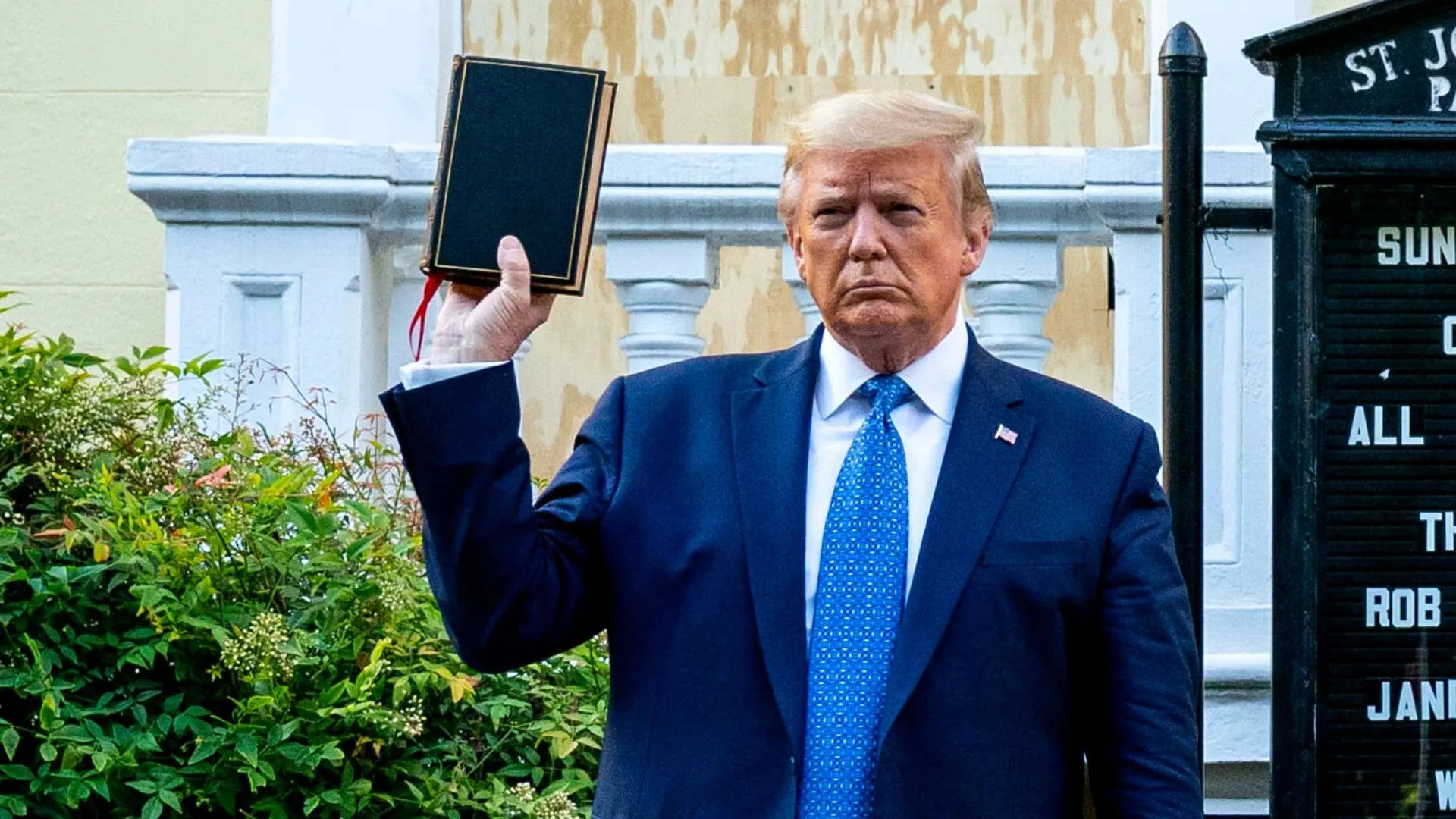 Trump to hold two Bibles for His SwearingIn Ceremony Here's Why?