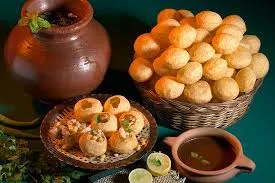 Nagpur Vendor’s ₹99,000 Lifetime Pani Puri Offer Goes Viral | WATCH