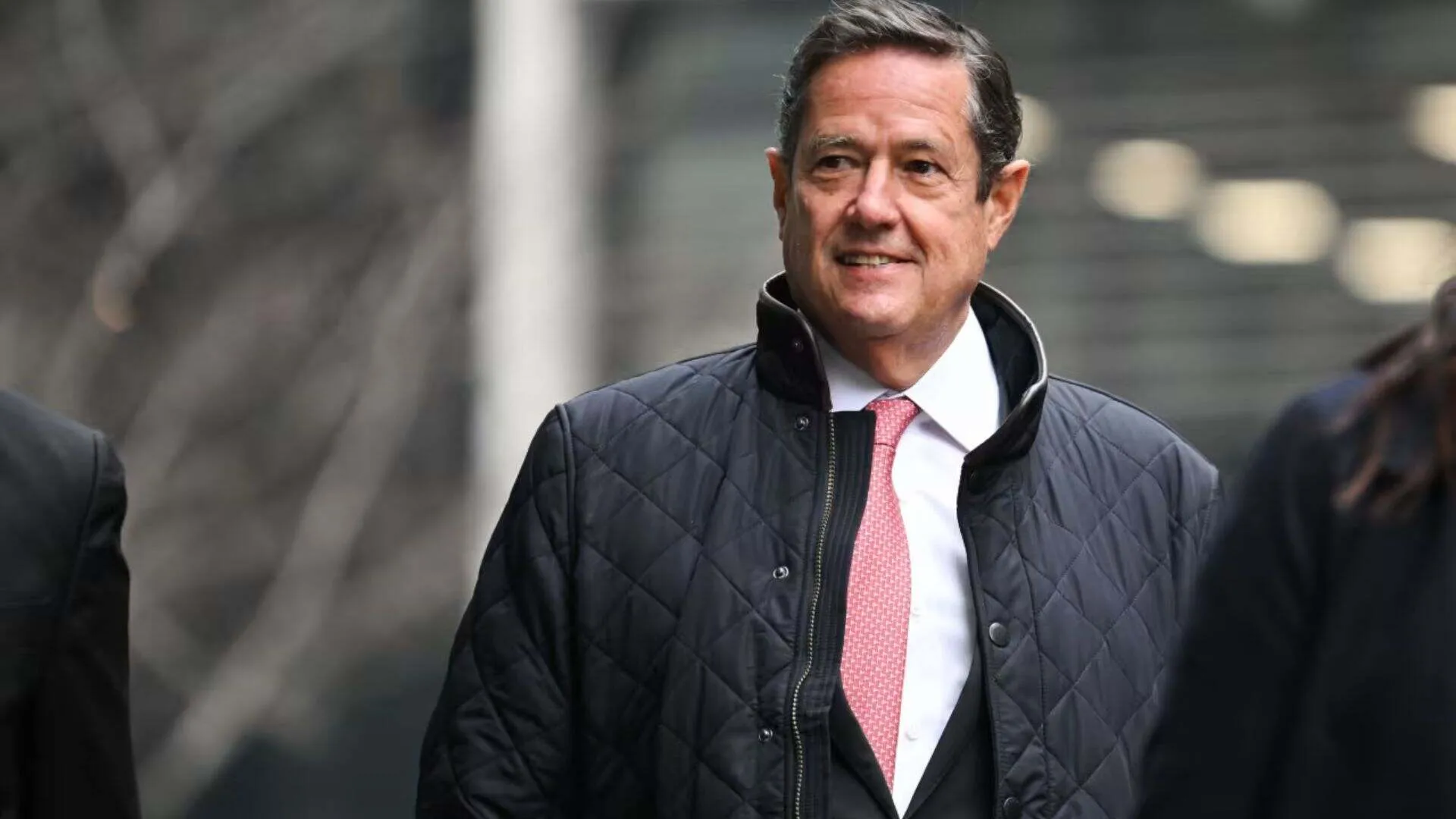 Ex-Barclays CEO Jes Staley Confesses to Sexual Encounter with Jeffrey Epstein’s Employee