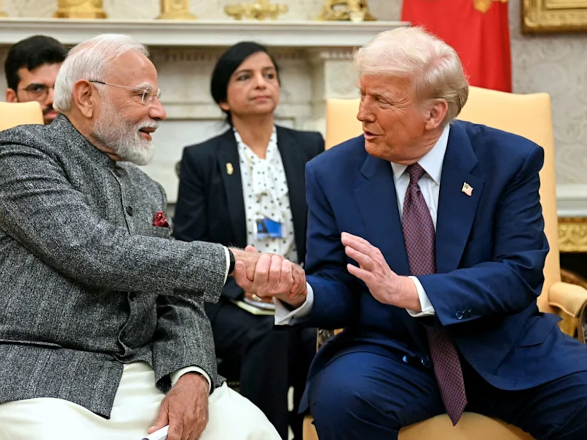 Trump Calls India & Russia ‘Dead Economies’ Amid New Tariff Move