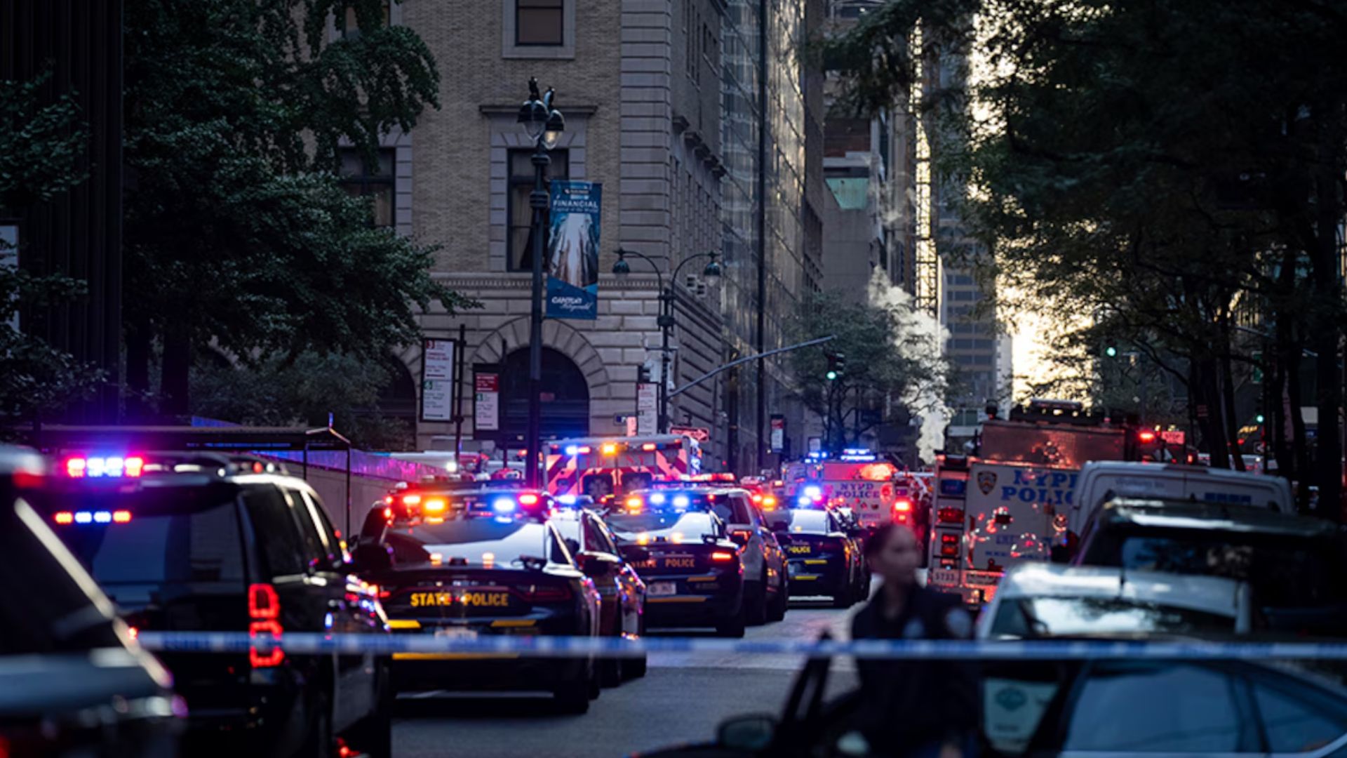 New York Shooting: How Midtown Manhattan Office Workers Took Cover