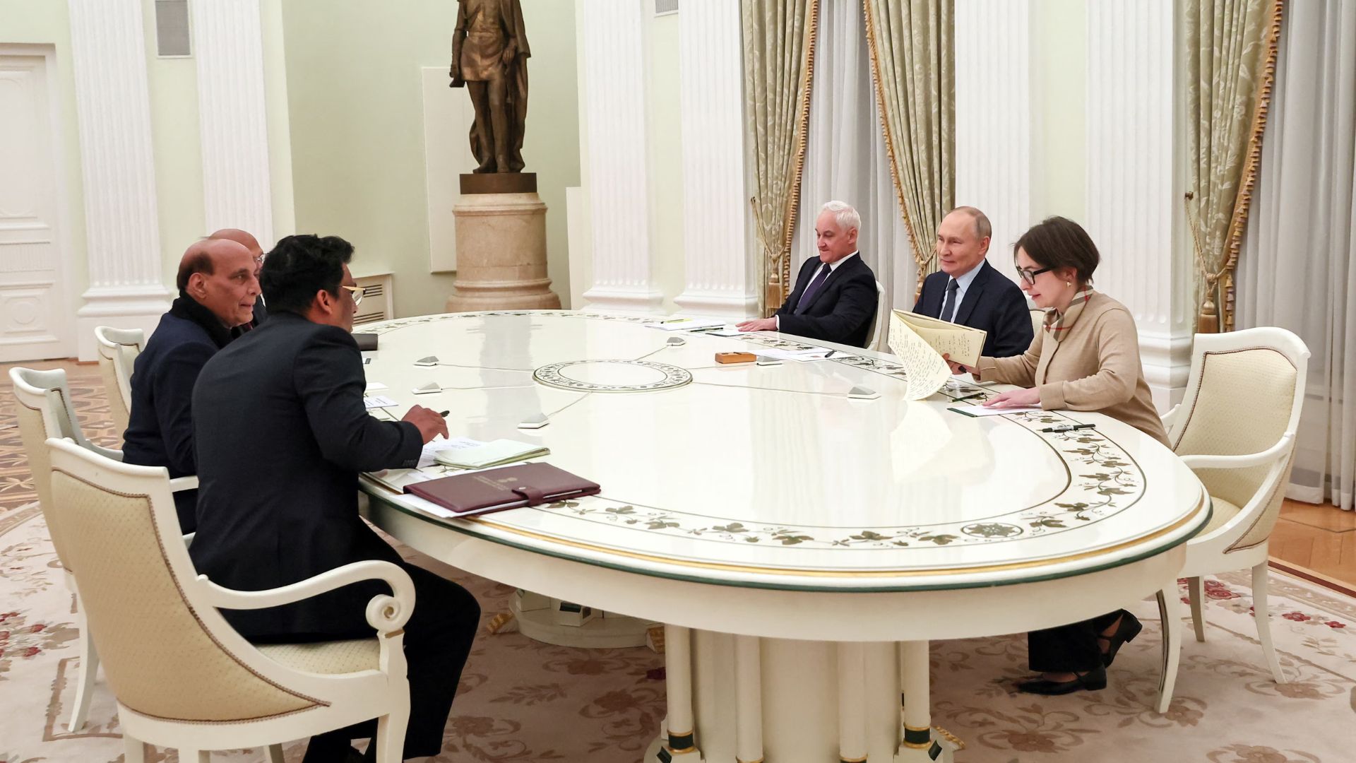 Indian Company Sent Explosives to Russia Despite U.S. Warnings